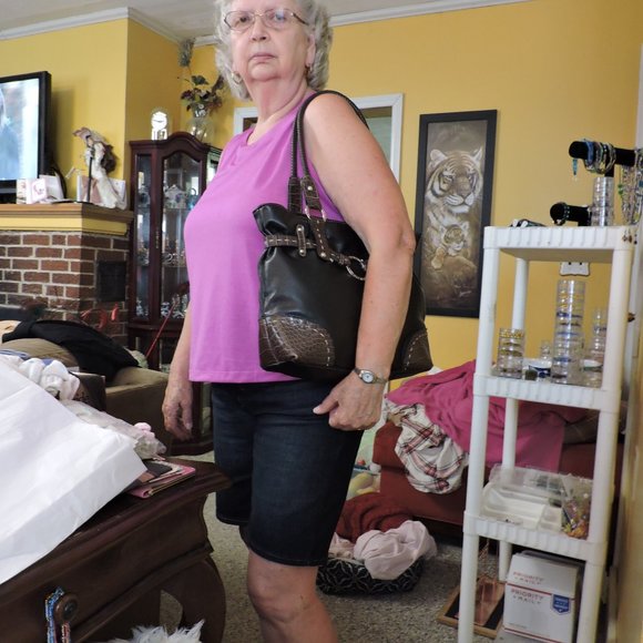 TRENDING, SHOPPER BAG, bucket purse, shoulder straps, blk and brn - Picture 7 of 8